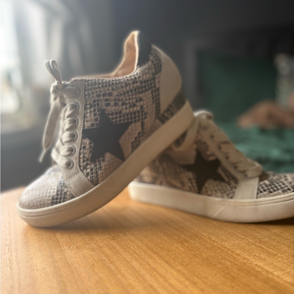 Black Star platform Sneakers